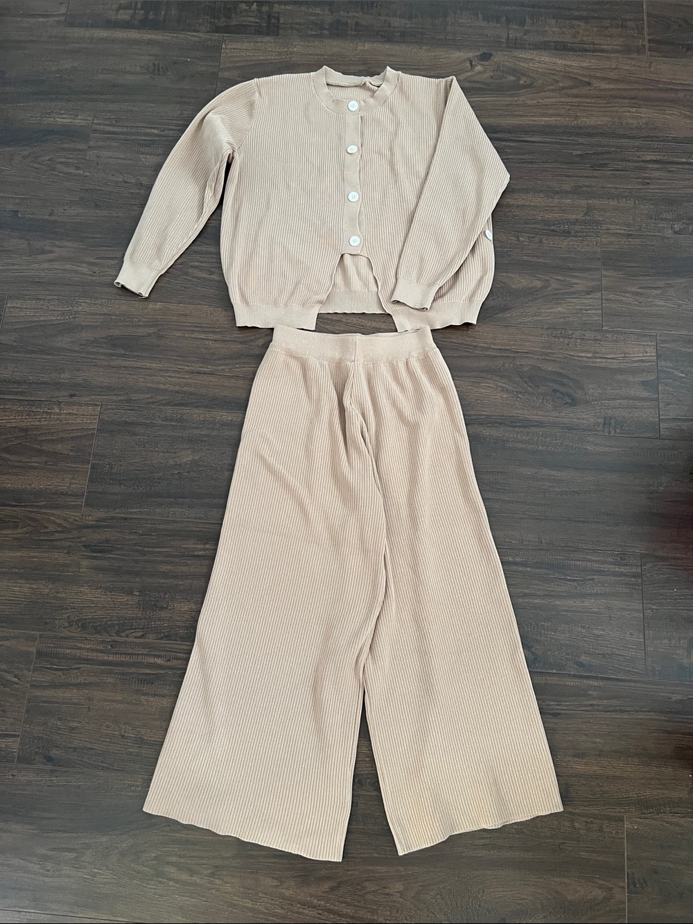 Ribbed Two-Piece Lounge Set in Light Beige